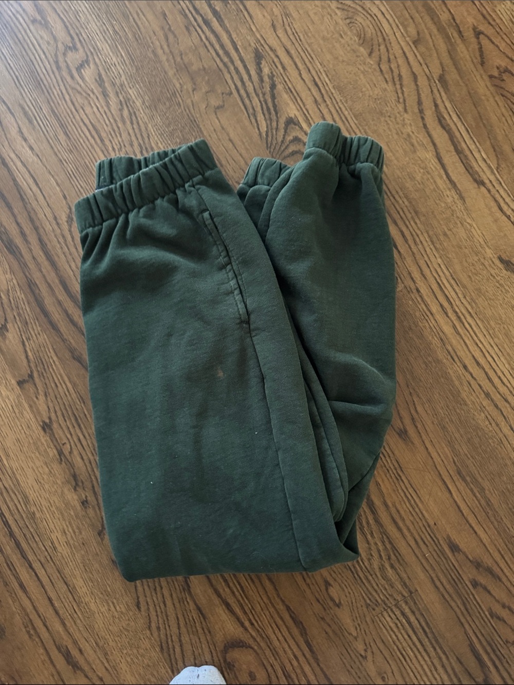 Brandy Melville Kids Forest Green Jogger Sweatpants